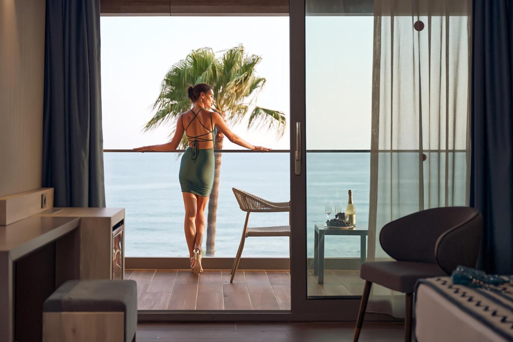 Hotel Elysee Rive 4*
